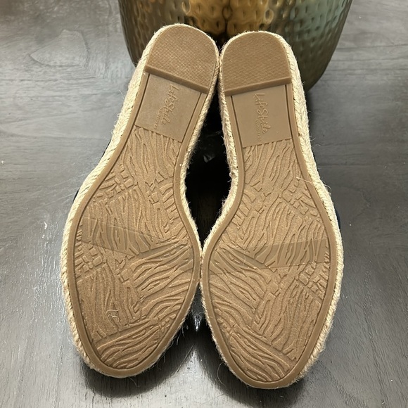 LIFESTRIDE Womens Keaton Round Toe Wedge Slip On Espadrille Shoes (WIDE) - Picture 3 of 8